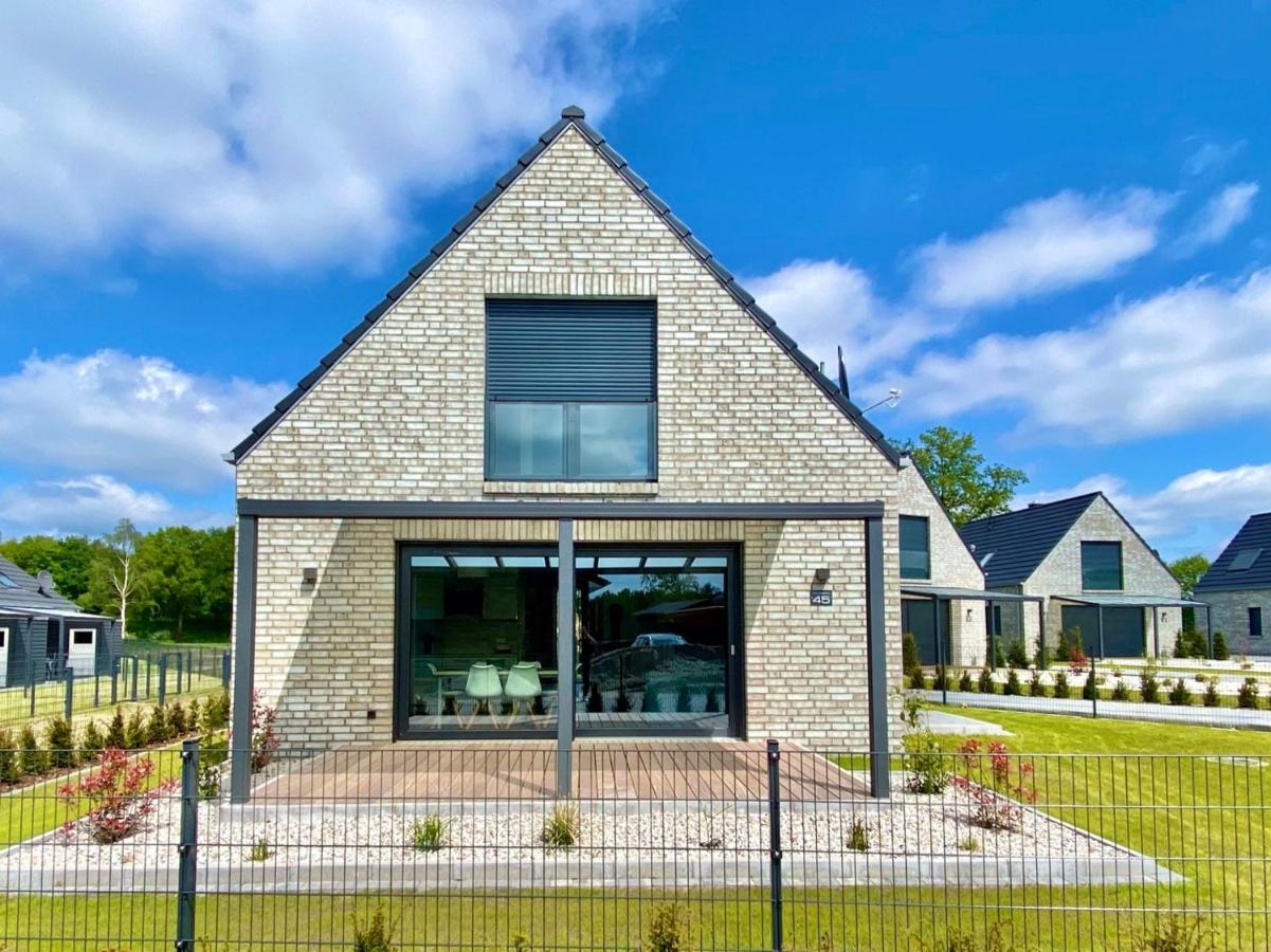 Ferienhaus Seestern Am Harkebruegger See Mit Sauna Und Kamin Barssel  Exterior foto